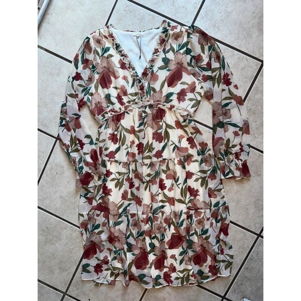 NWOT Women’s Floral Jodifl Dress Size Large